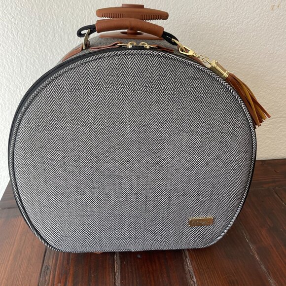 Iris Apfel Rara Avis Tote Travel Luggage 8 Pc Set Bags - Picture 12 of 13